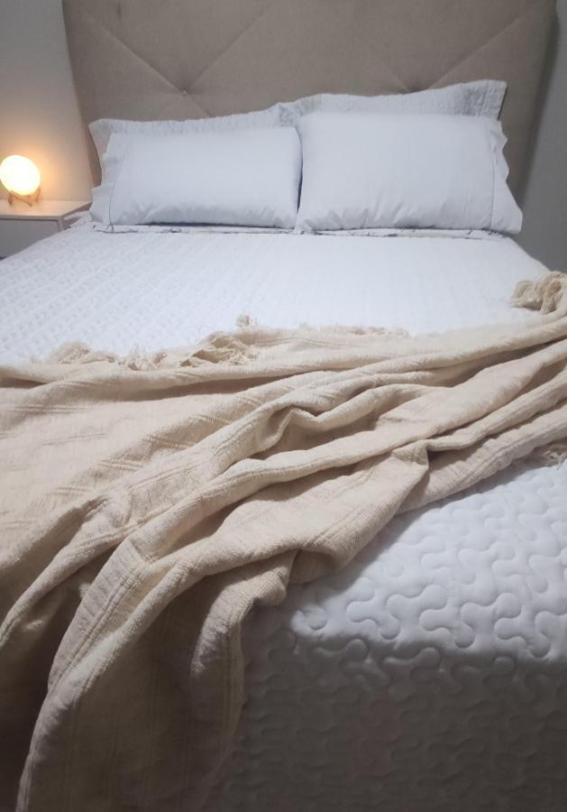 بومبينهاس Suite Aconchegante Para Casal المظهر الخارجي الصورة